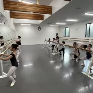 水曜クラスのサムネイル